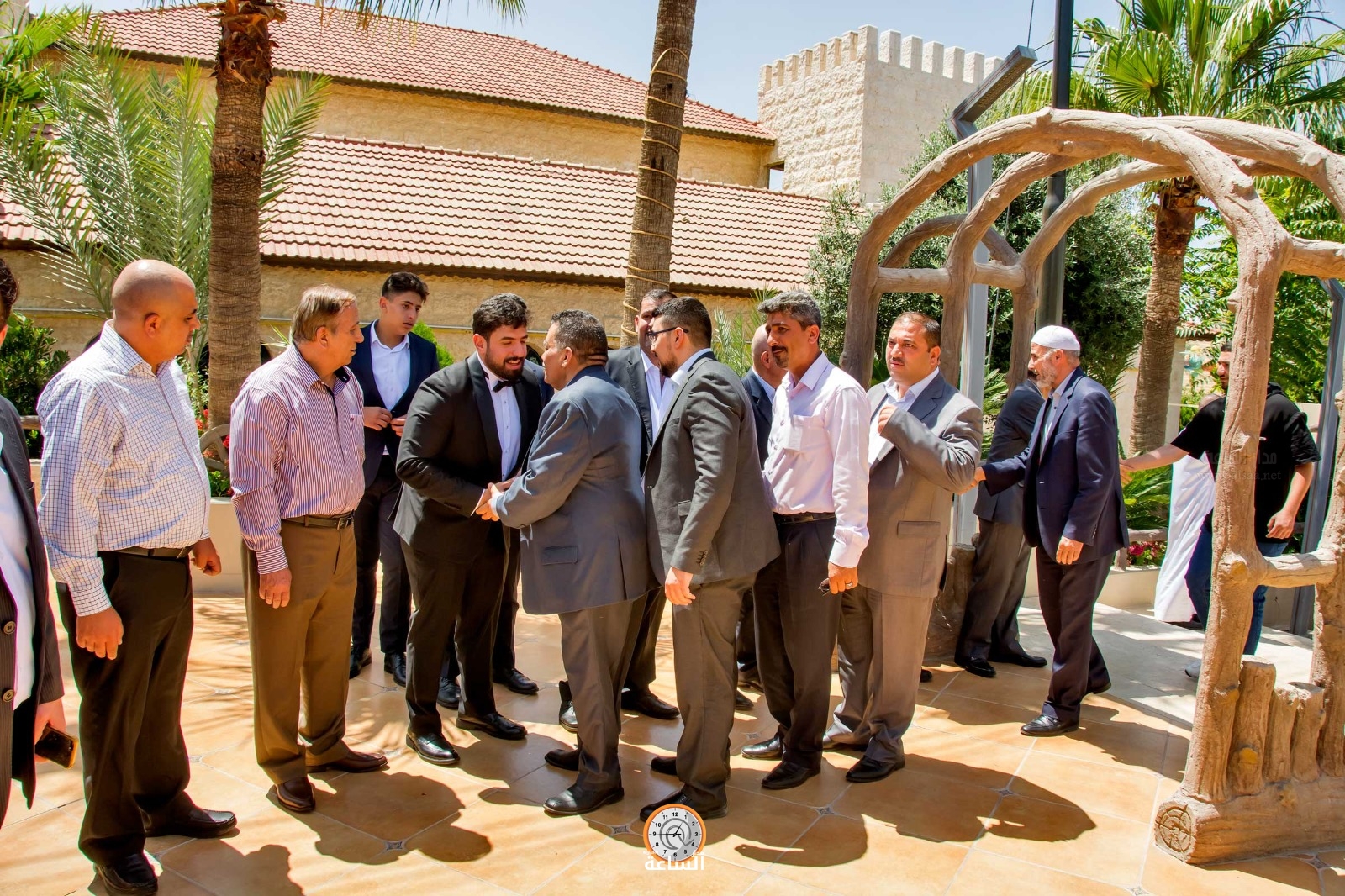 Madar Al-Saa Images 0.7401830507593713