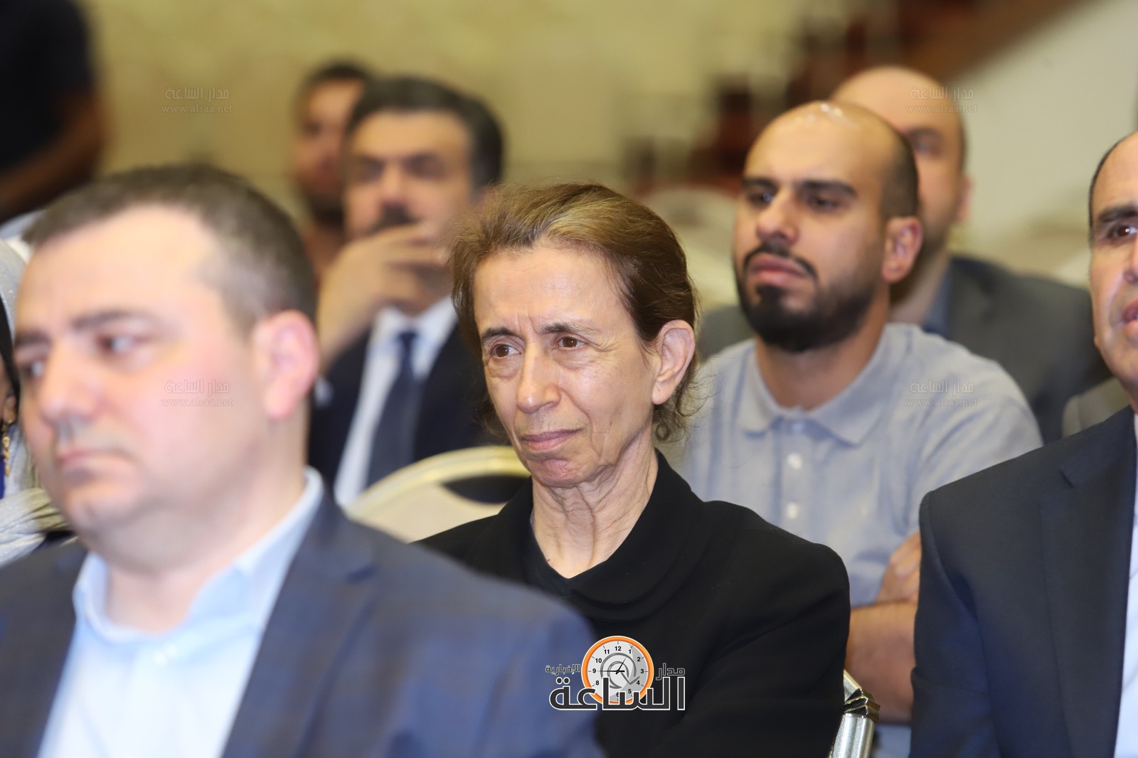 Madar Al-Saa Images 0.9136730343833659