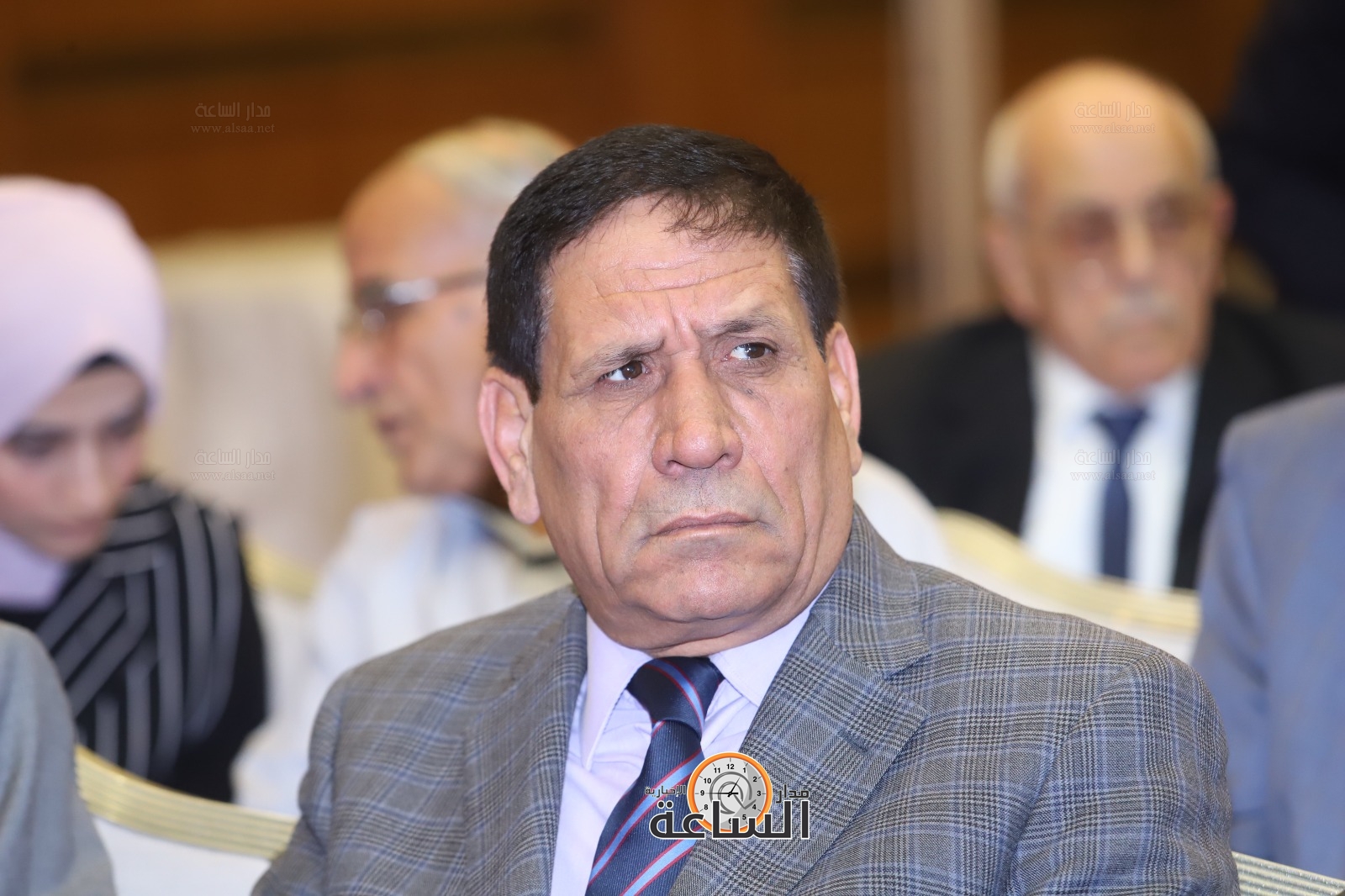 Madar Al-Saa Images 0.6361676104666594