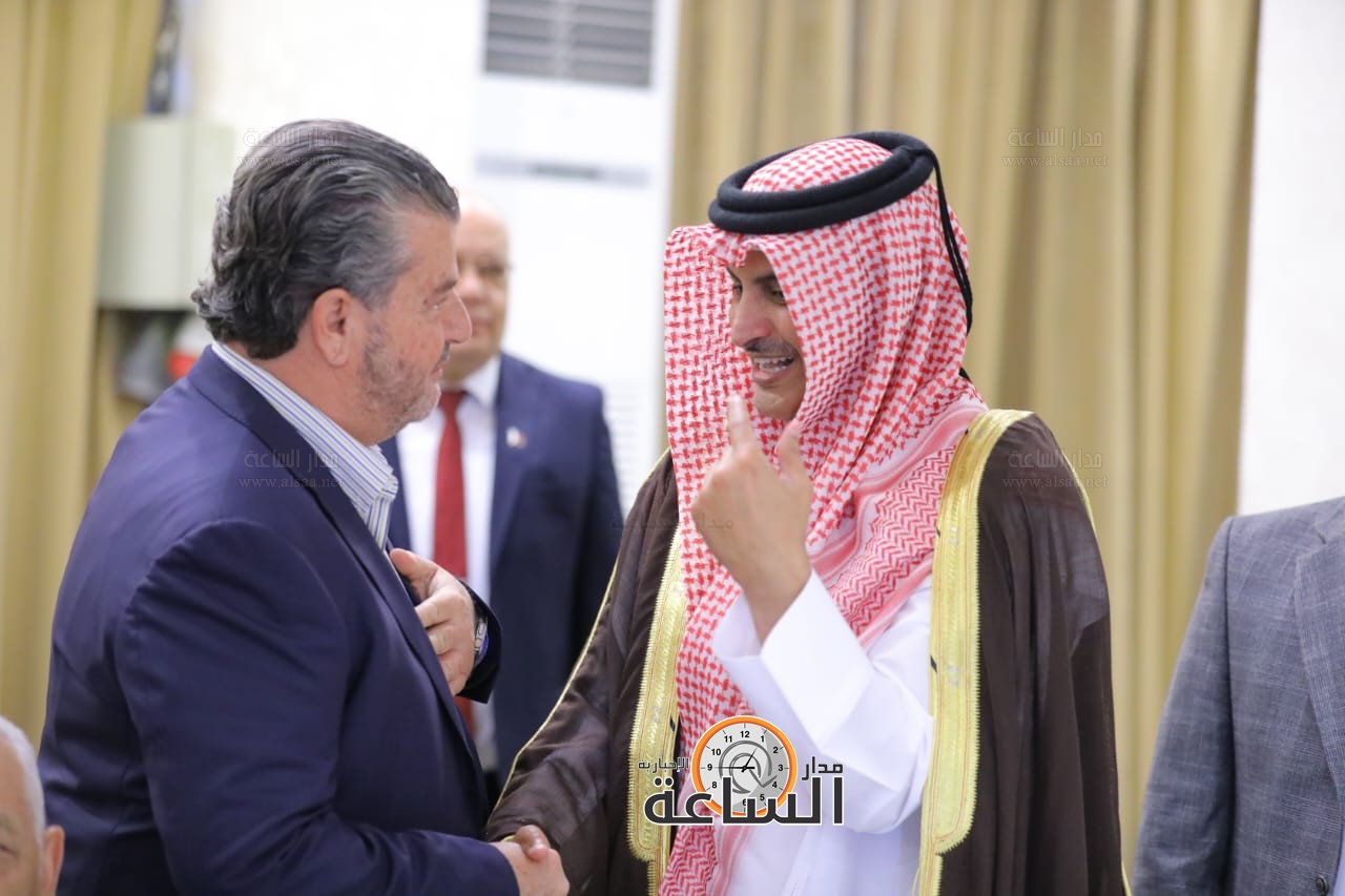 Madar Al-Saa Images 0.6823778785894264