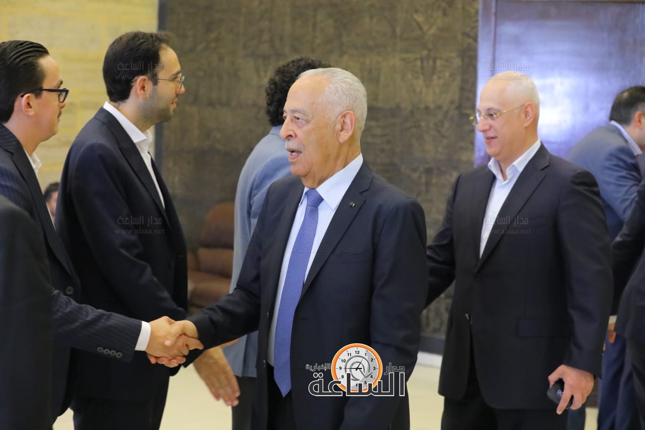 Madar Al-Saa Images 0.8961638612468152