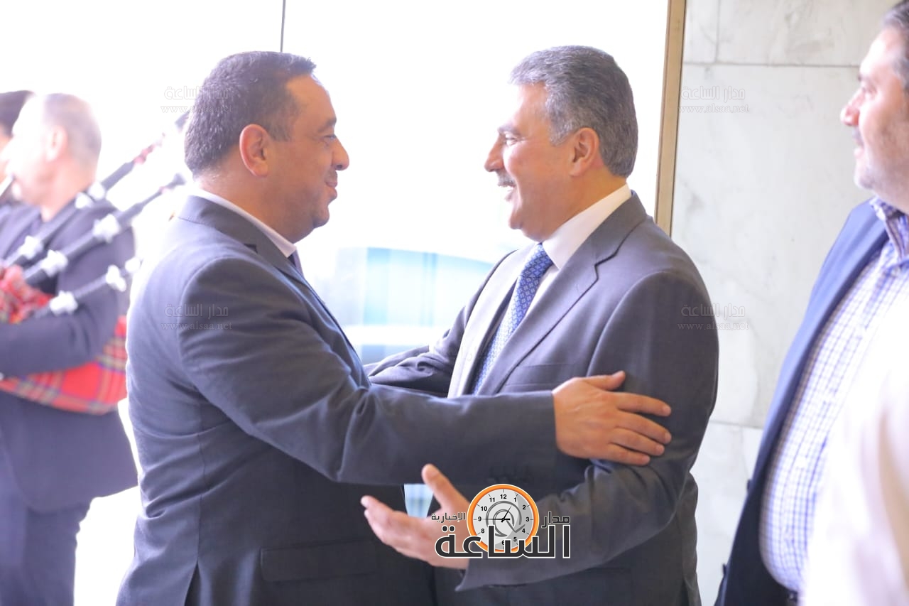 Madar Al-Saa Images 0.5287940890449488