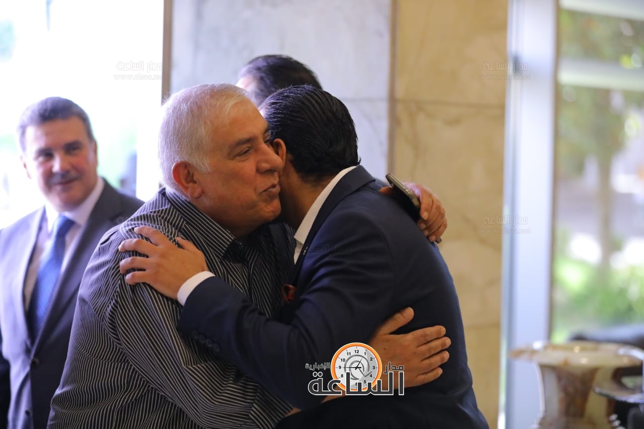 Madar Al-Saa Images 0.849980104589682