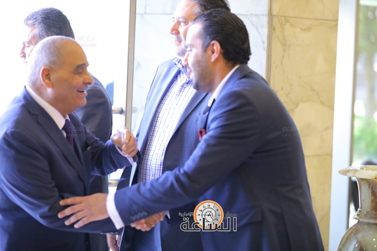 Madar Al-Saa Images 0.7868948004975342