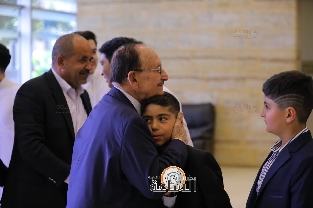 Madar Al-Saa Images 0.8672625994717453