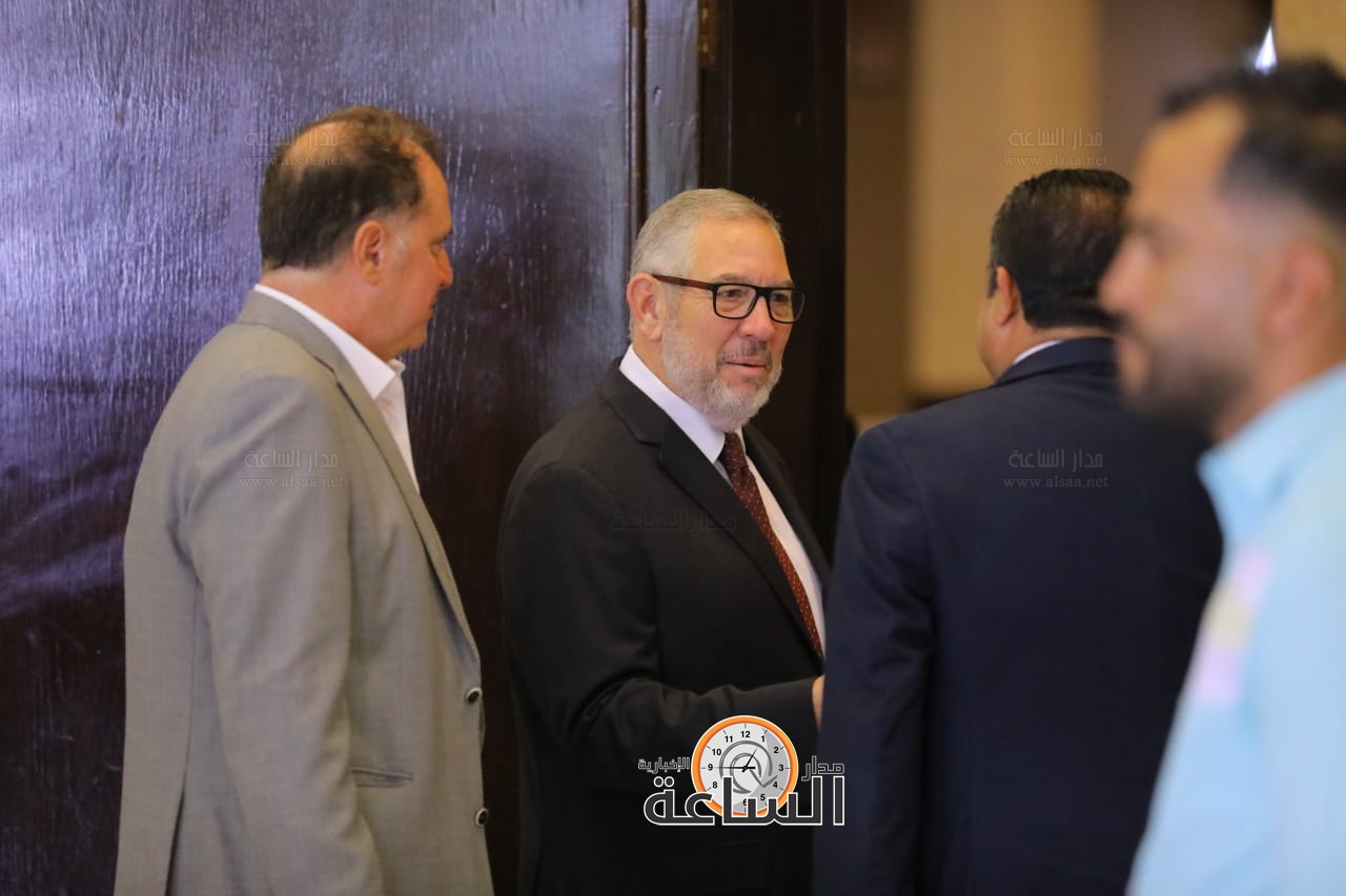 Madar Al-Saa Images 0.942100422212134