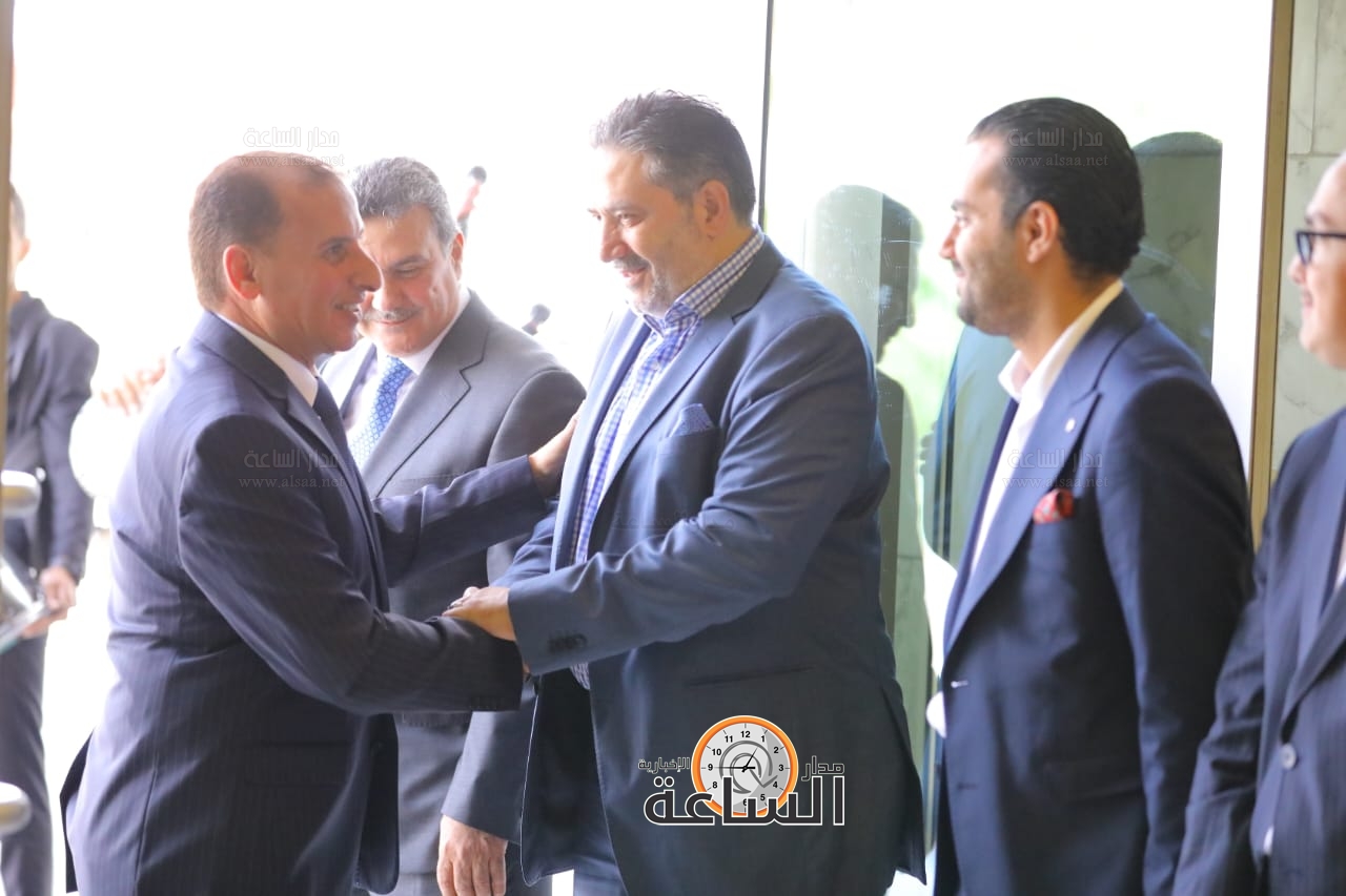 Madar Al-Saa Images 0.6871329297835581