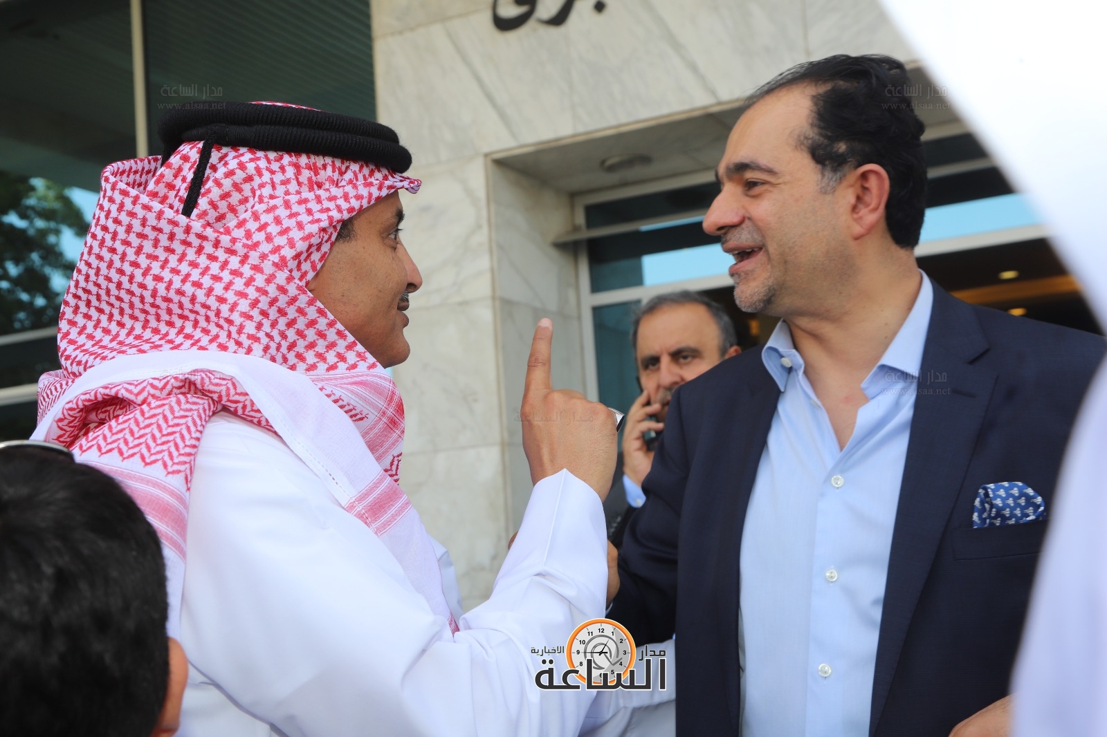 Madar Al-Saa Images 0.7438327240805911