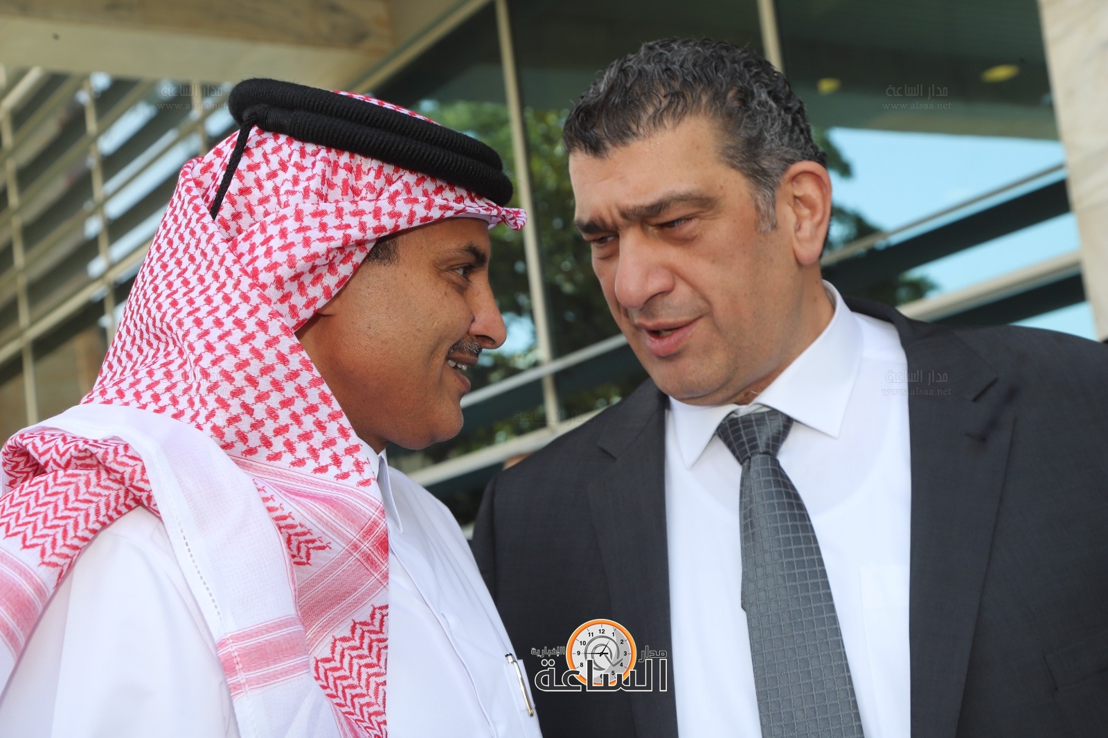 Madar Al-Saa Images 0.7421260636237428