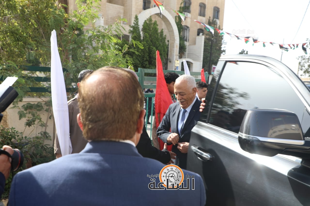 Madar Al-Saa Images 0.8985062698076622