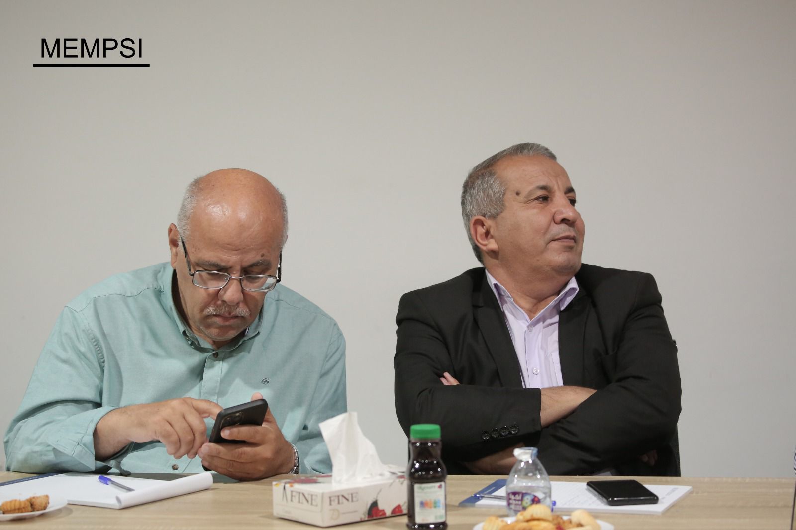 Madar Al-Saa Images 0.3049794565165036