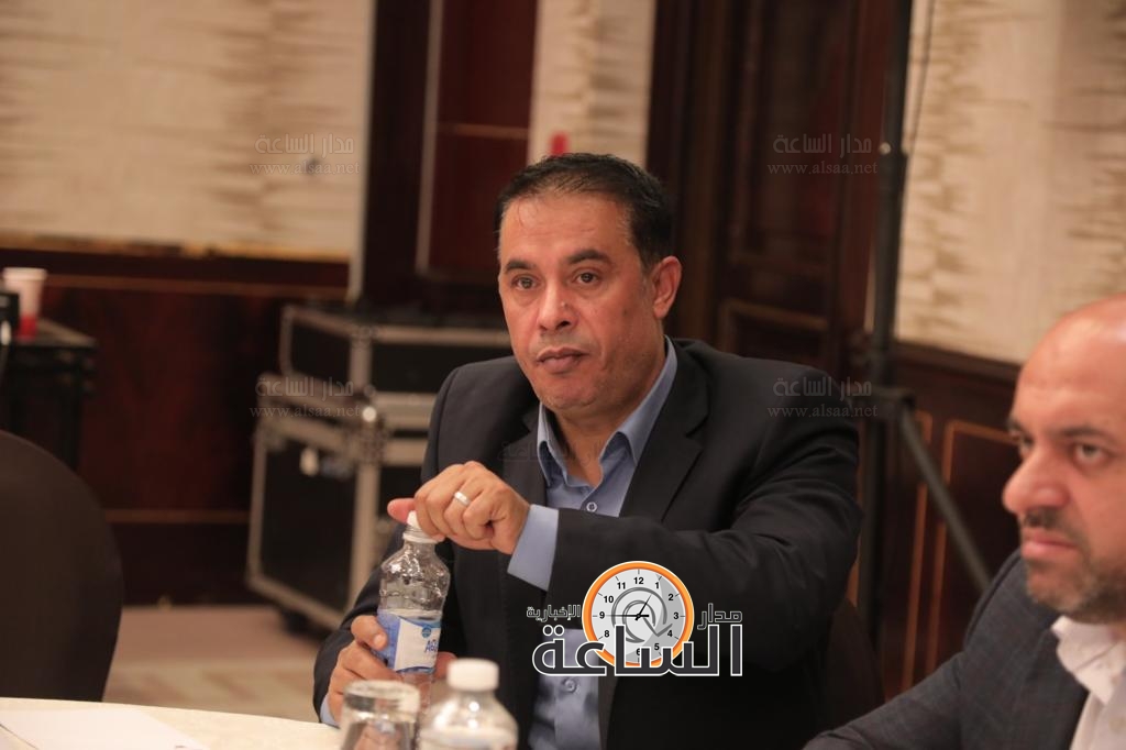 Madar Al-Saa Images 0.42037660743773153