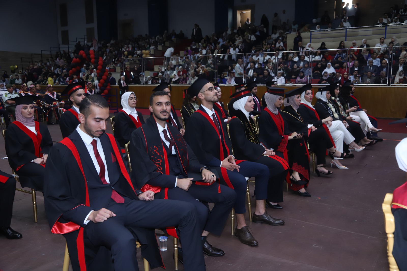 Madar Al-Saa Images 0.4445626053145688