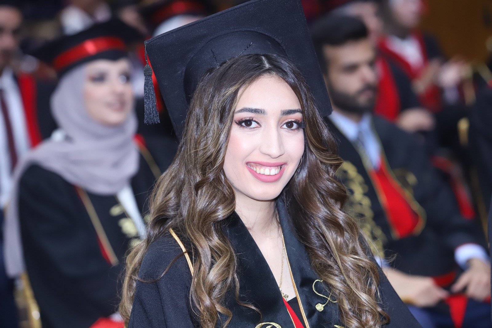 Madar Al-Saa Images 0.411643375081008