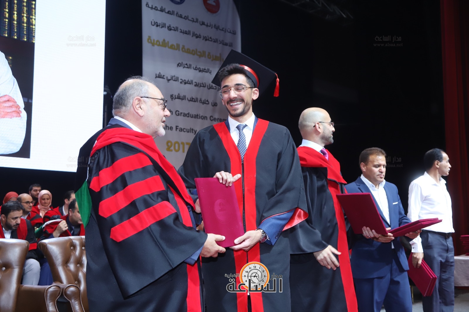 Madar Al-Saa Images 0.5156603594815371