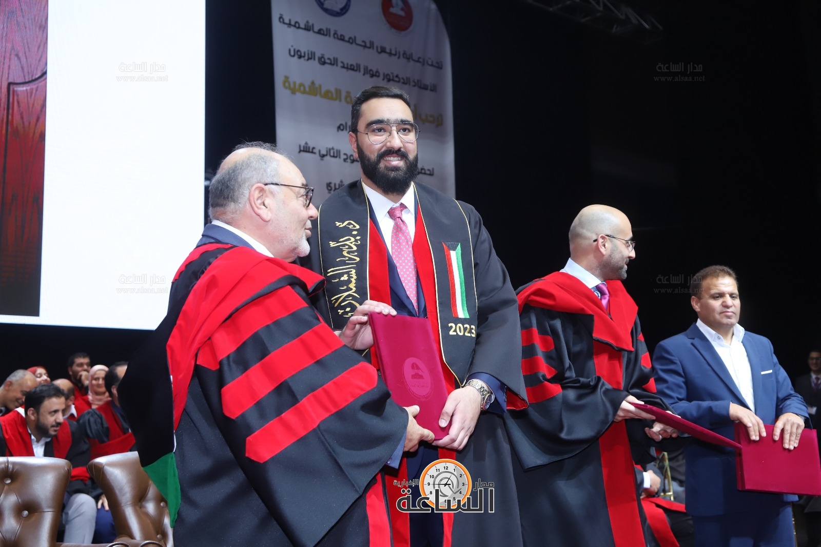 Madar Al-Saa Images 0.479994153570962