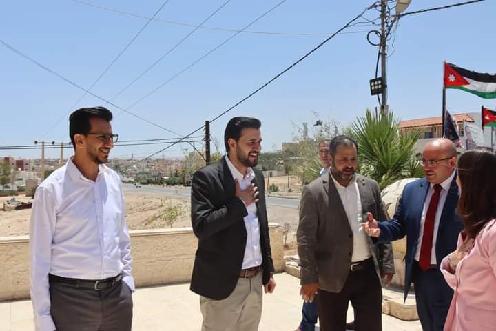 Madar Al-Saa Images 0.6809255987220824