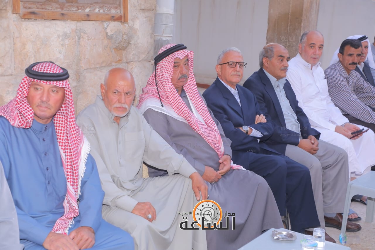 Madar Al-Saa Images 0.490378130530559