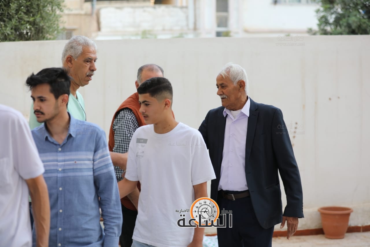 Madar Al-Saa Images 0.6883913368472376