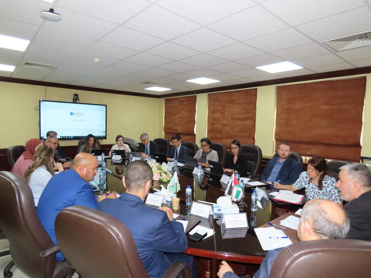 Madar Al-Saa Images 0.992611225433006