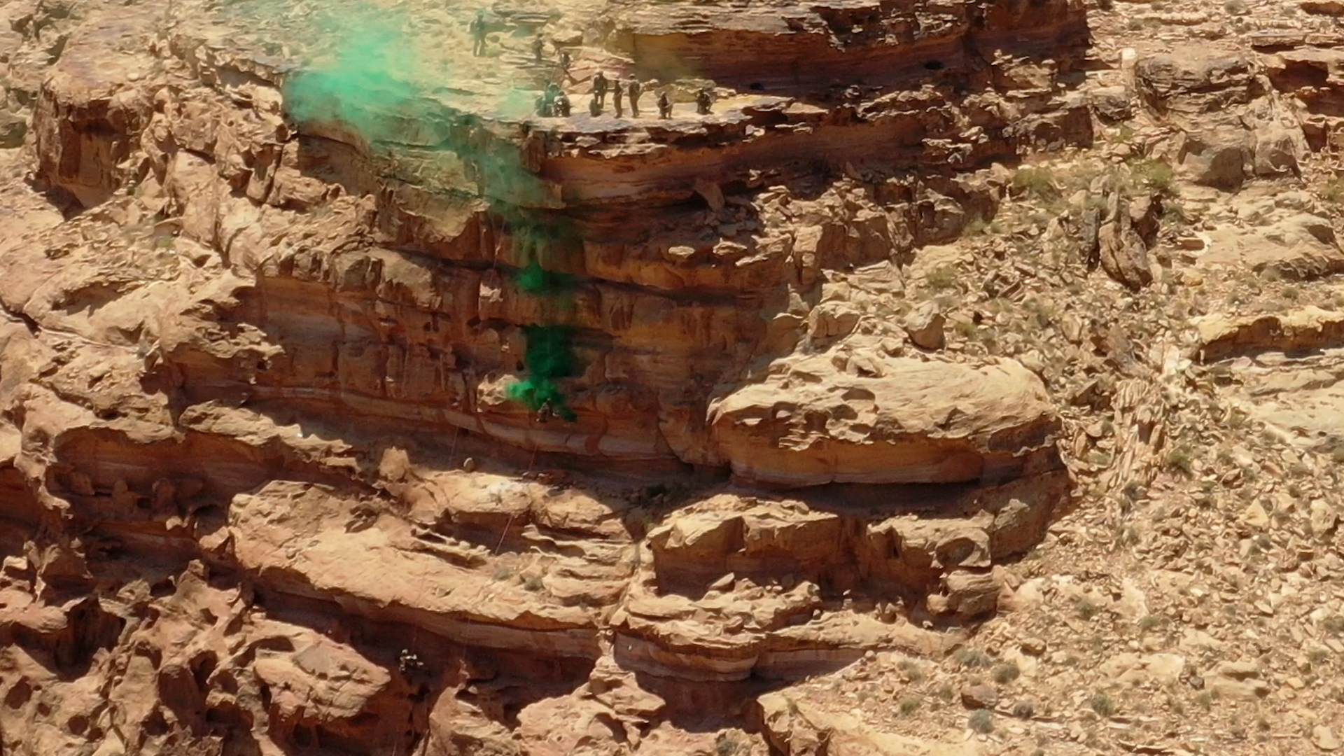 Madar Al-Saa Images 0.24871125720891984