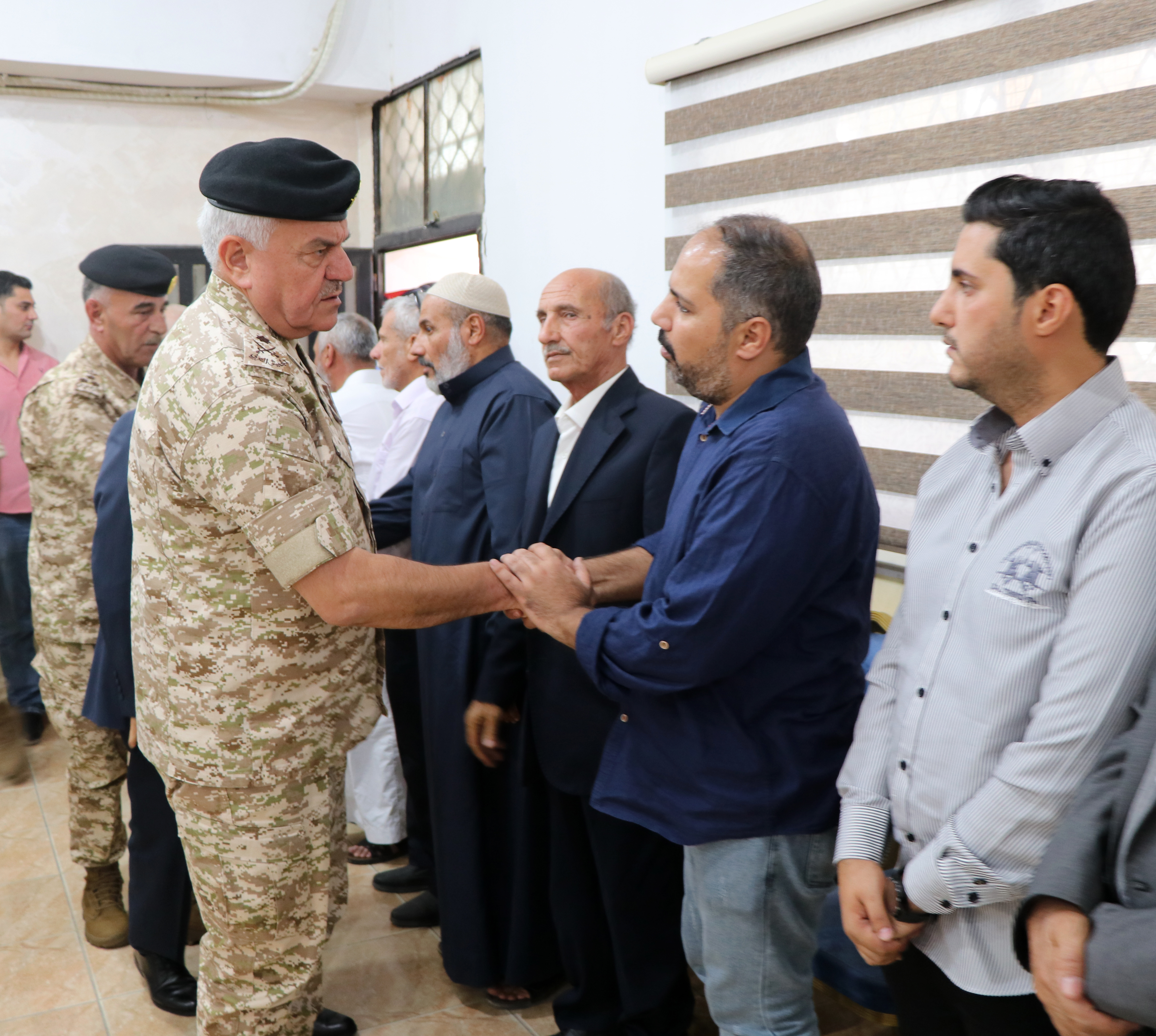 Madar Al-Saa Images 0.3381118773082119