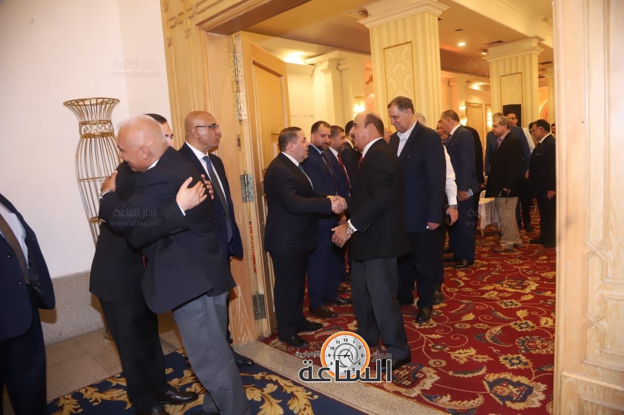 Madar Al-Saa Images 0.6313991352450488