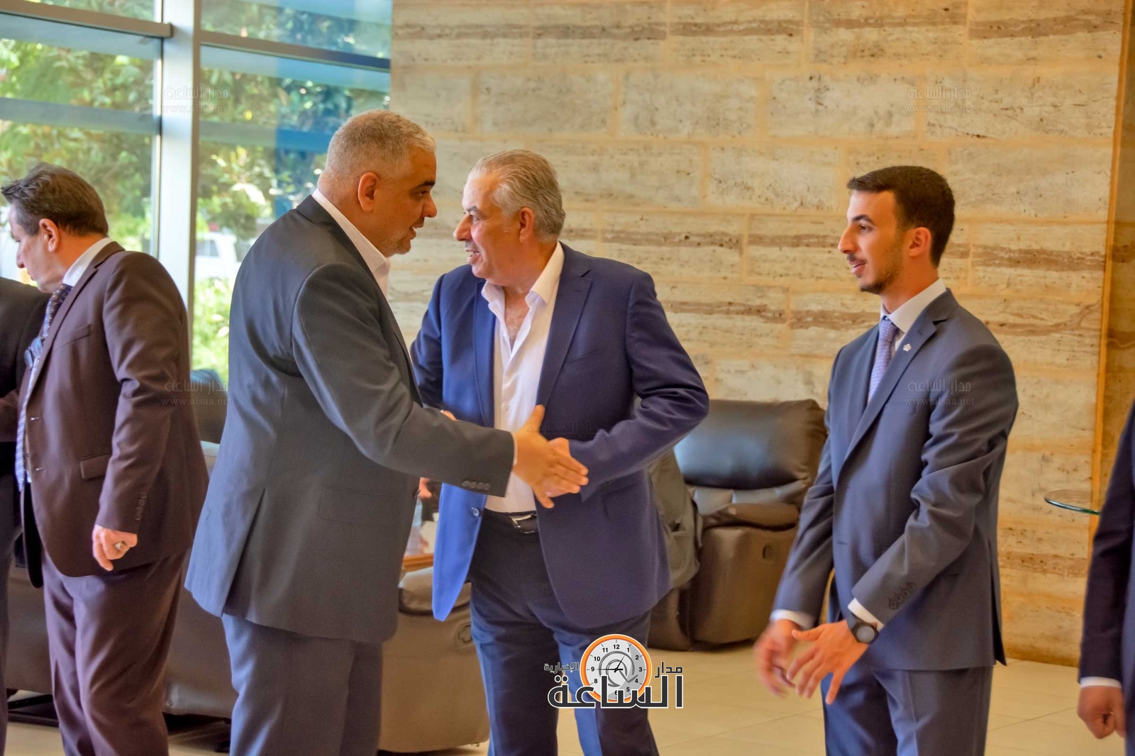 Madar Al-Saa Images 0.831321188422978