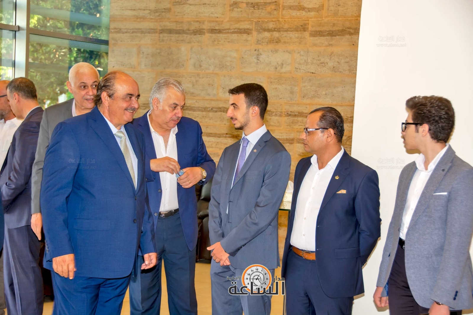 Madar Al-Saa Images 0.6104977573112014