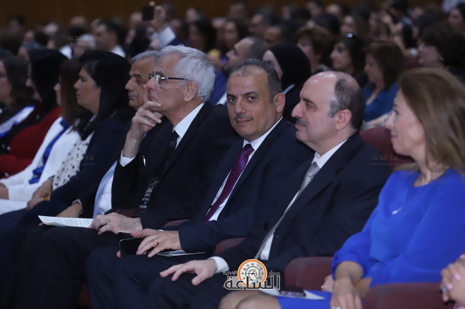 Madar Al-Saa Images 0.18653698570599841