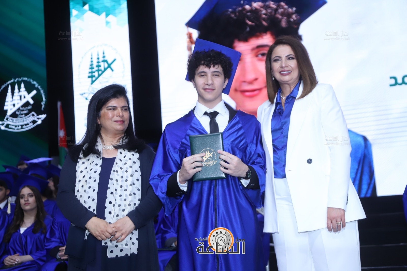 Madar Al-Saa Images 0.25454396245662325