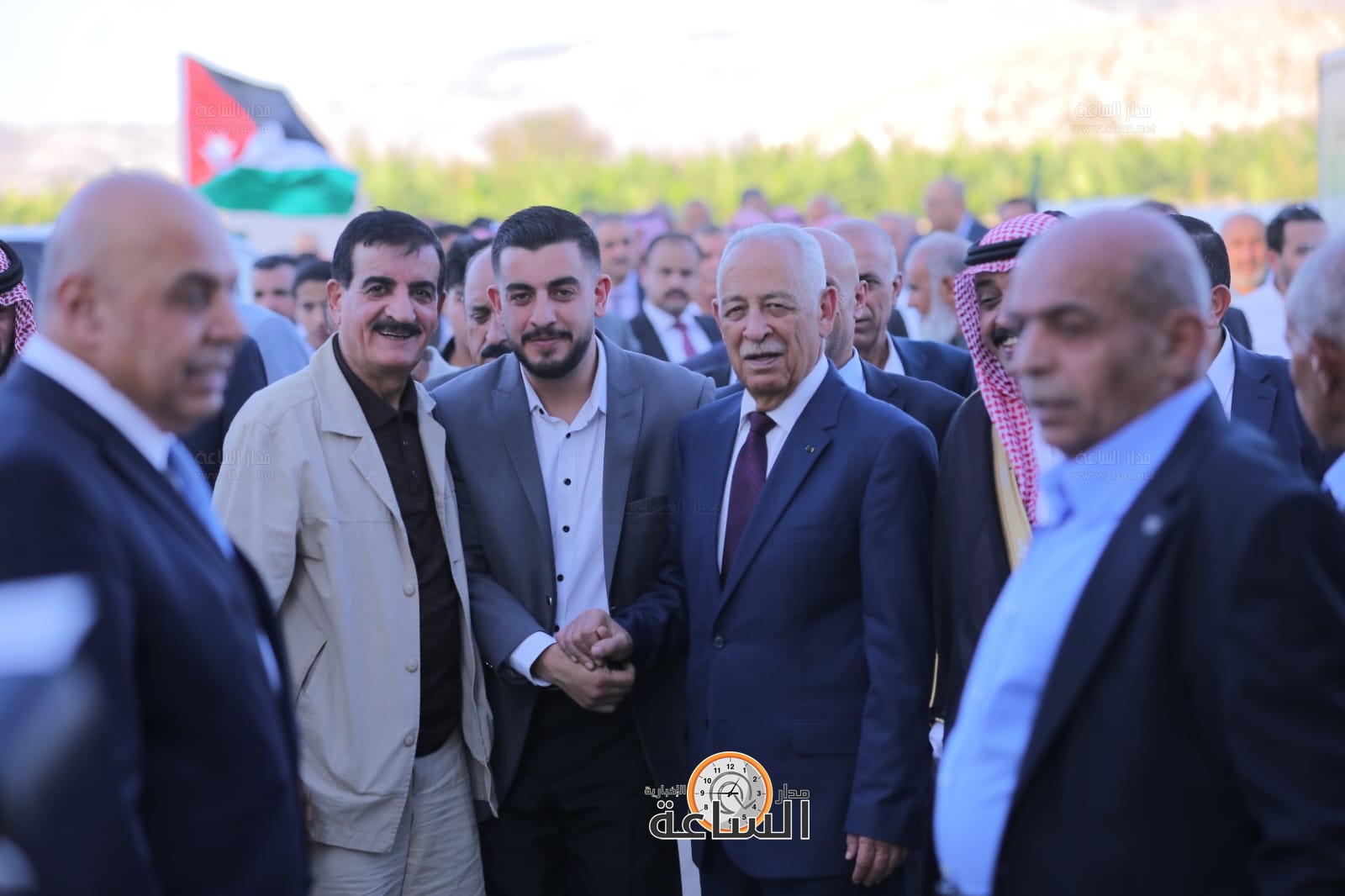 Madar Al-Saa Images 0.4317555234331921