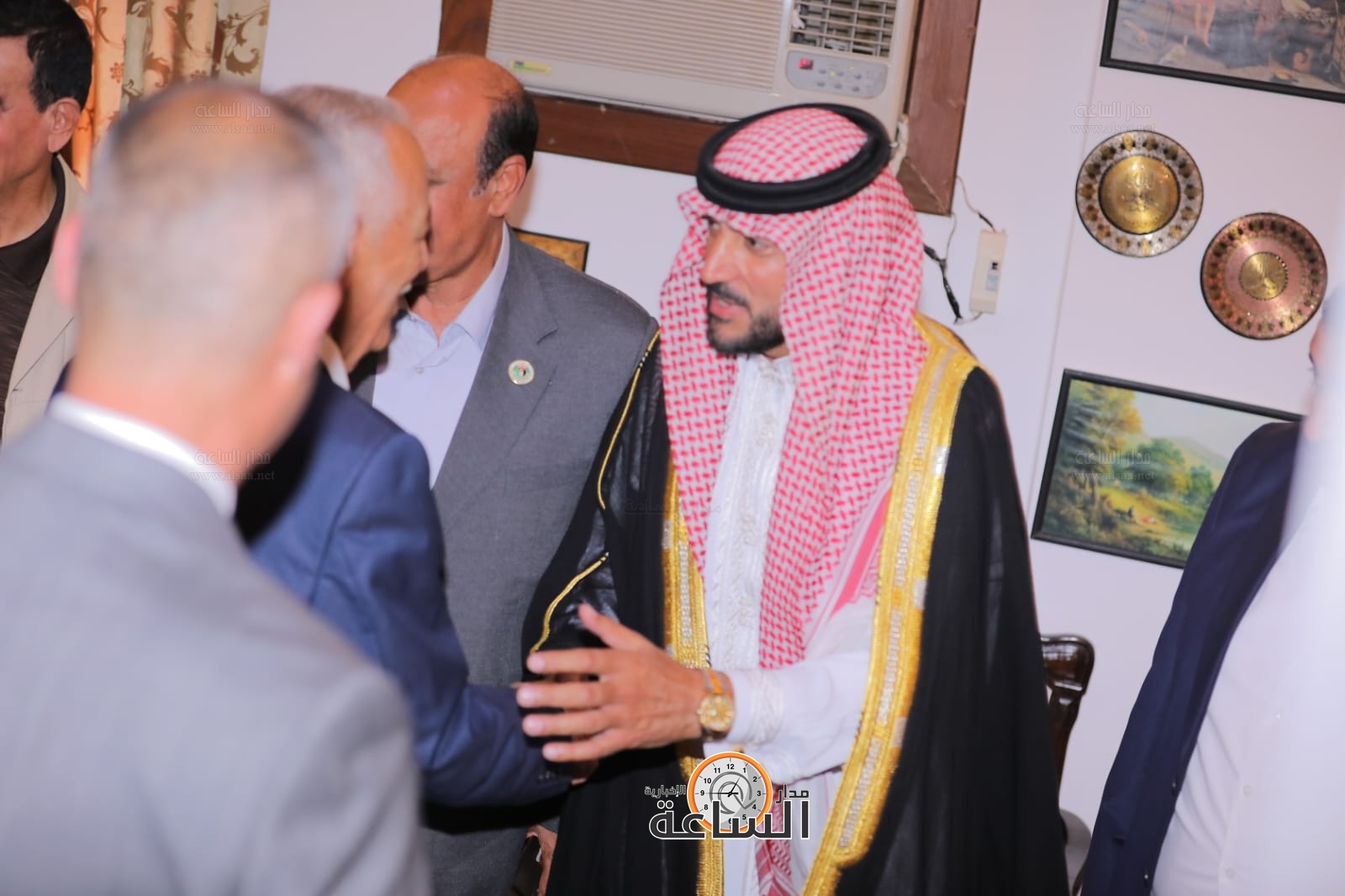 Madar Al-Saa Images 0.7710236327365623