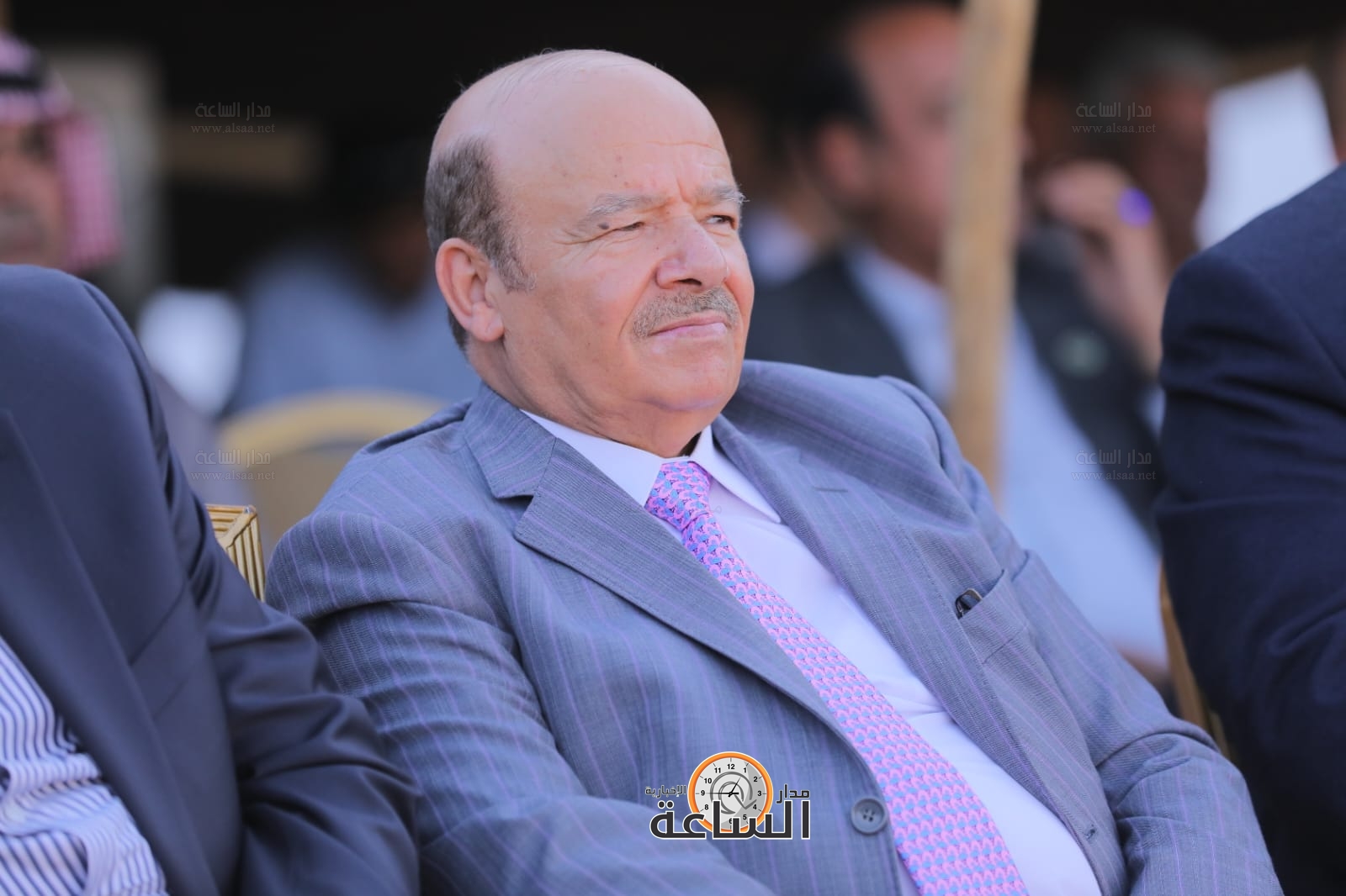 Madar Al-Saa Images 0.439176259509812