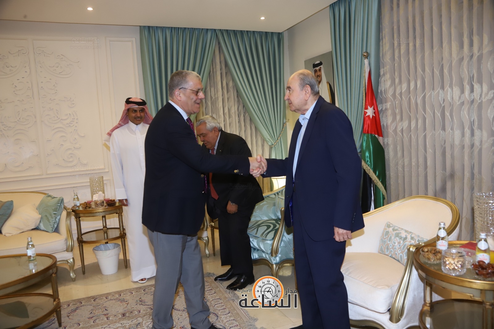 Madar Al-Saa Images 0.9067454120048131