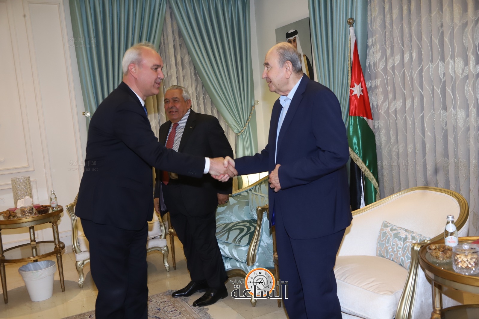 Madar Al-Saa Images 0.49274574798020687