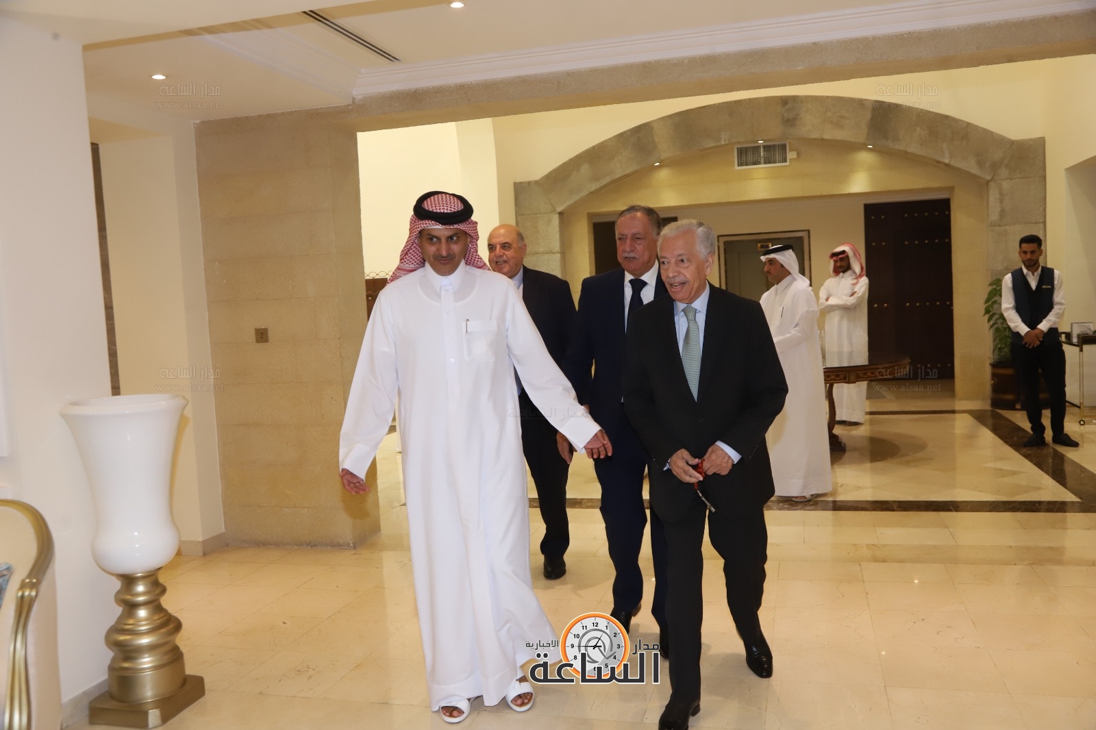 Madar Al-Saa Images 0.10587694338030318