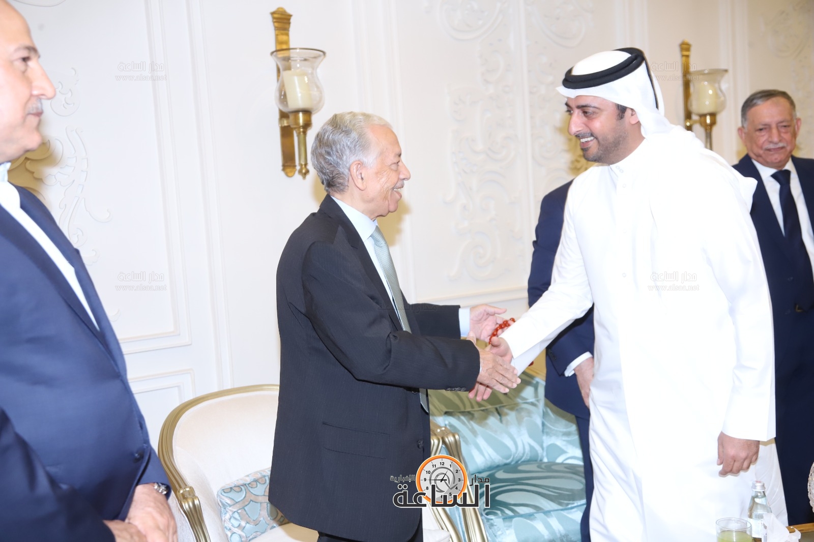 Madar Al-Saa Images 0.47526703941091086