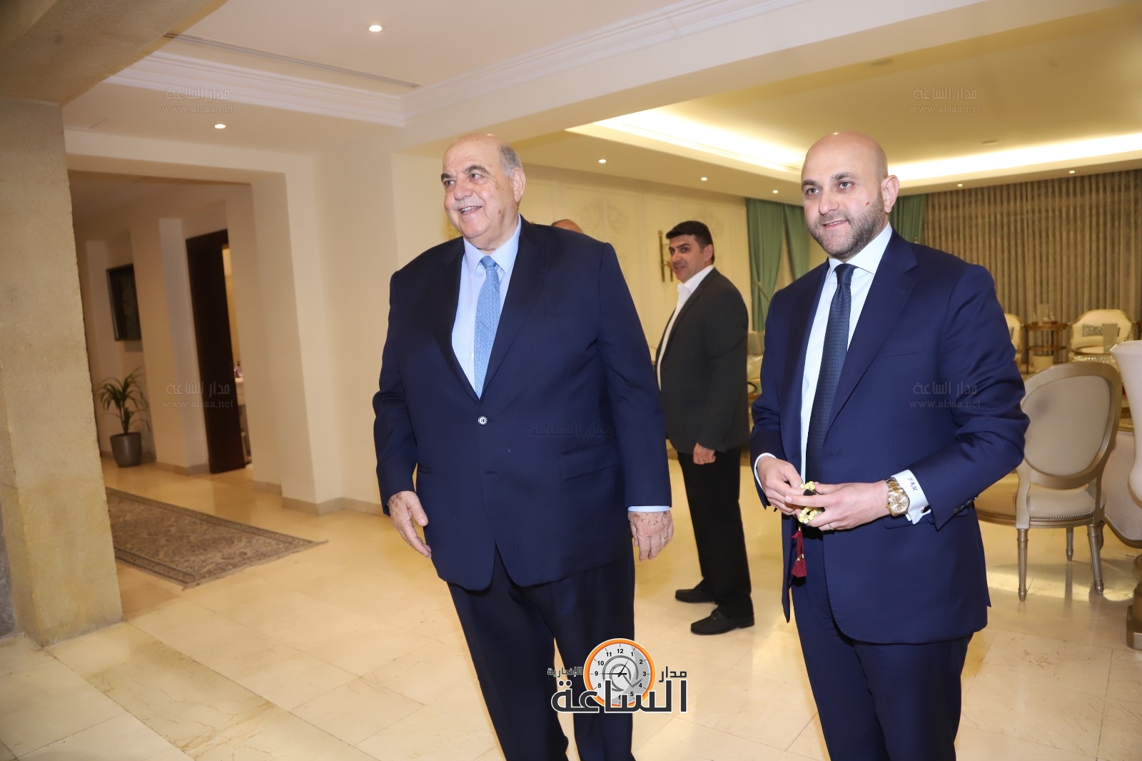 Madar Al-Saa Images 0.8879710634479009