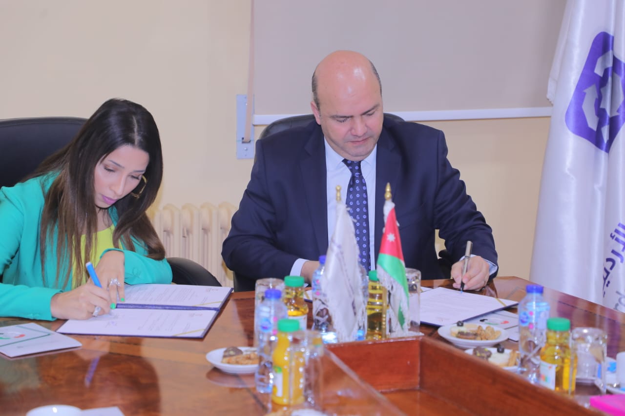 Madar Al-Saa Images 0.08148047897660415