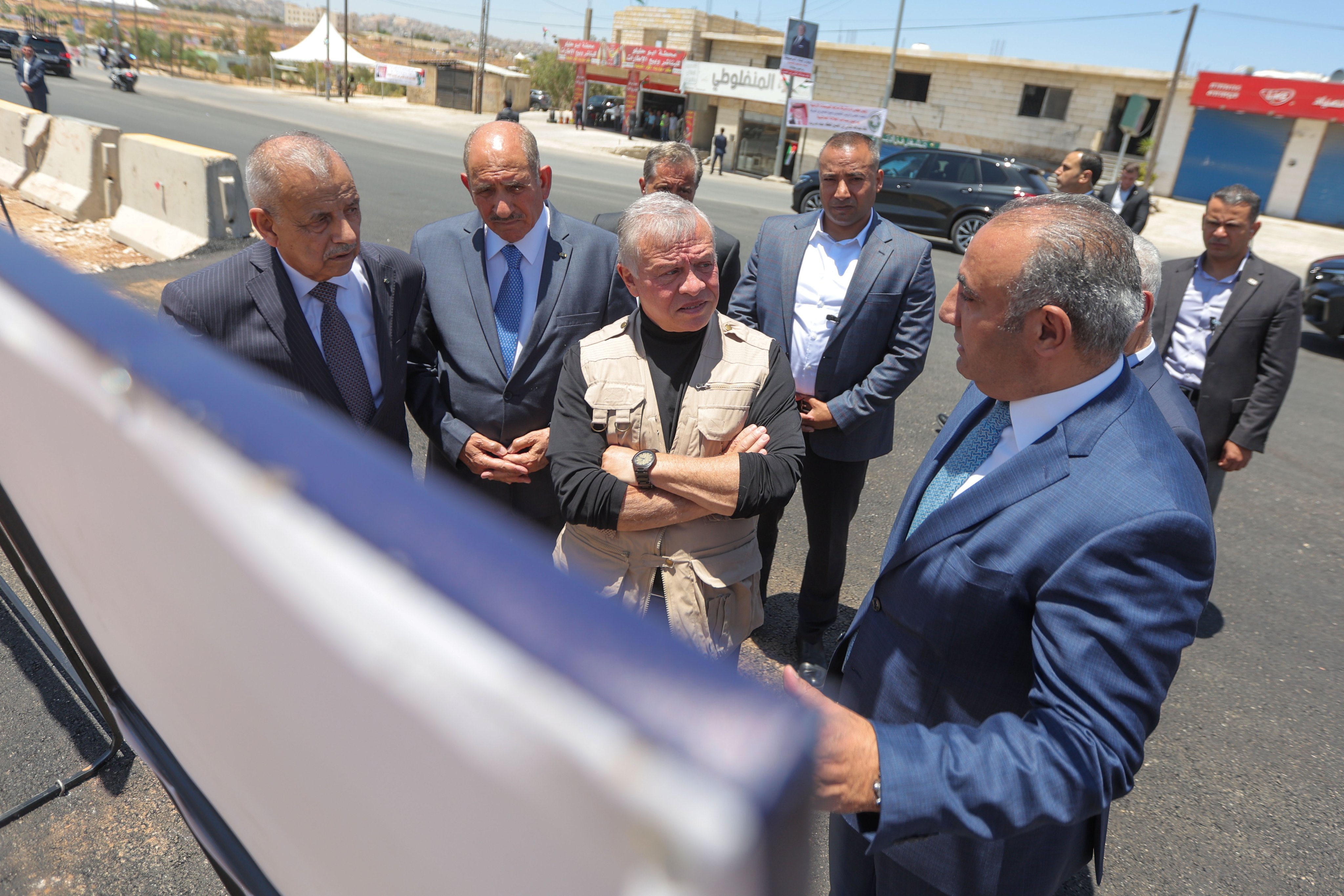 Madar Al-Saa Images 0.6113076381924787