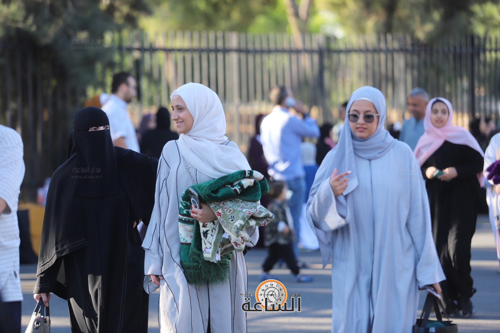 Madar Al-Saa Images 0.26260178136134216