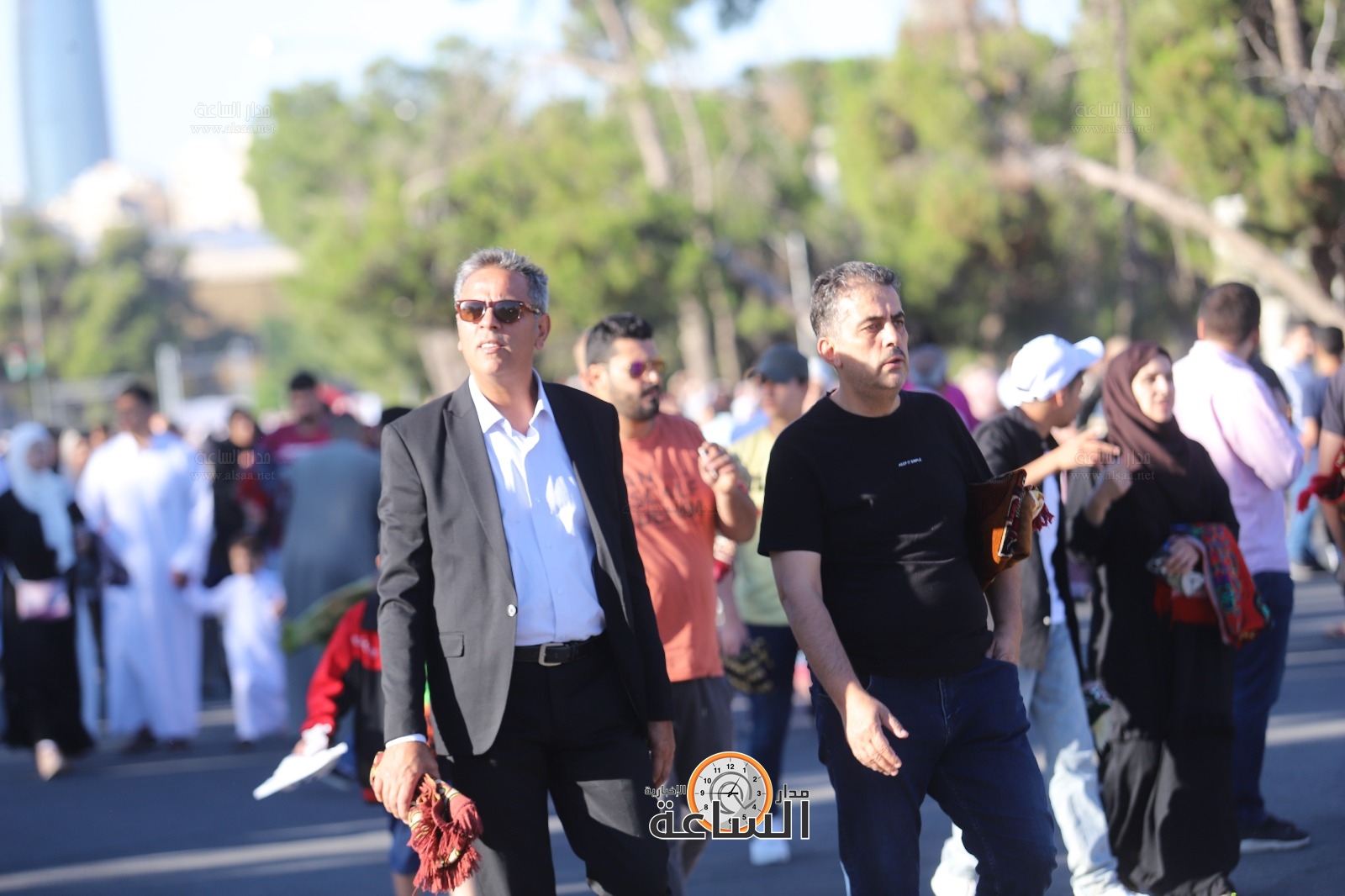 Madar Al-Saa Images 0.6102571578726101