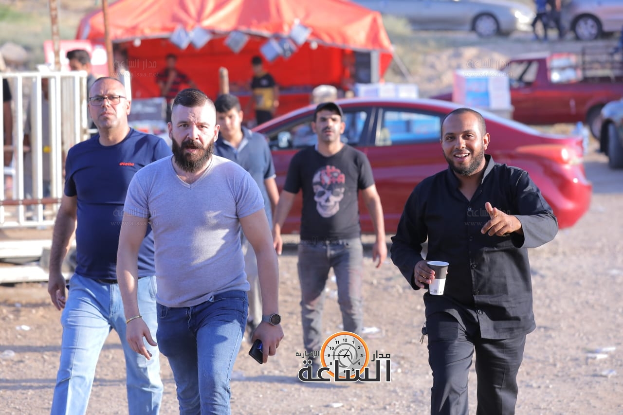 Madar Al-Saa Images 0.37384638648250834