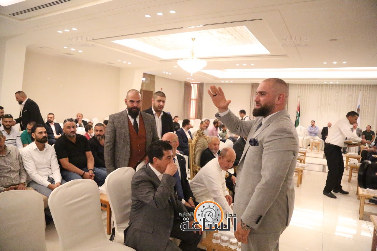 Madar Al-Saa Images 0.3868039169599262