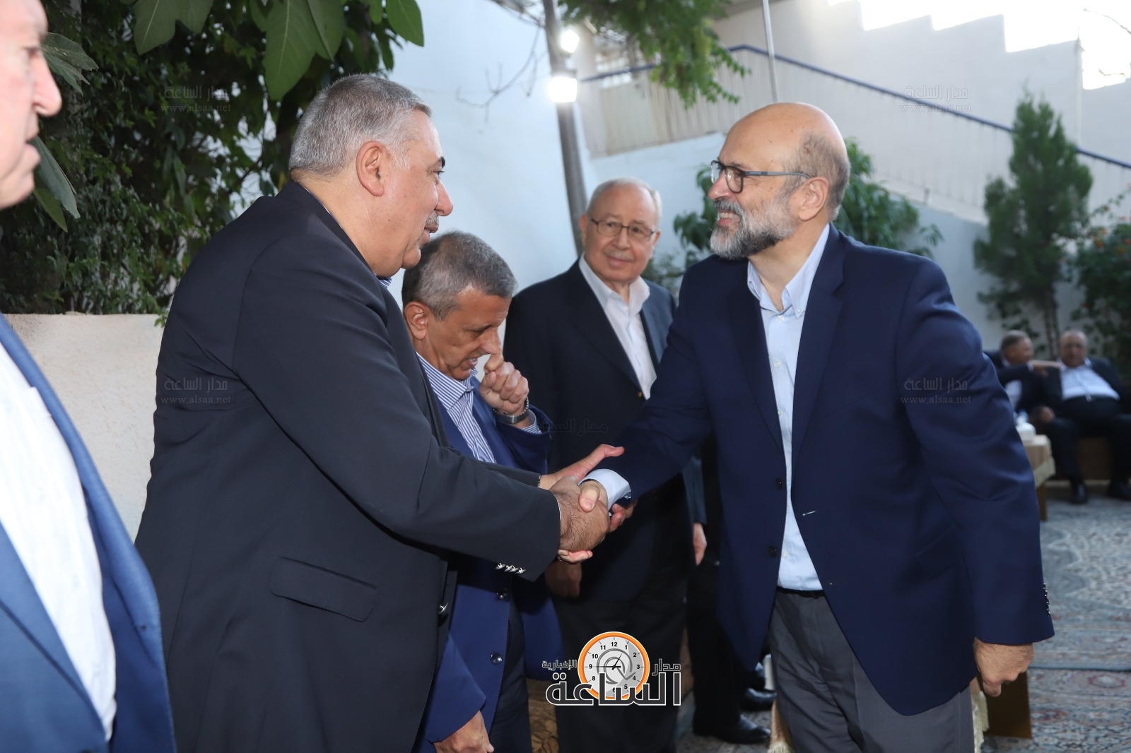 Madar Al-Saa Images 0.4536002998936728