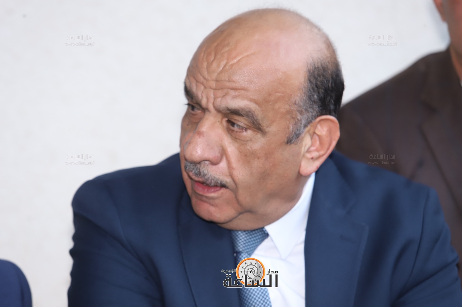 المحافظ السابق خالد ابو زيد