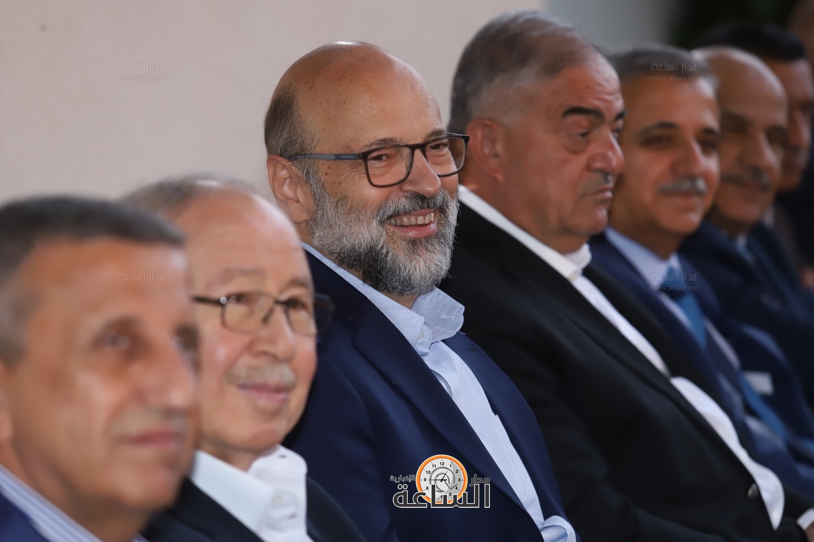 Madar Al-Saa Images 0.18398263511531687