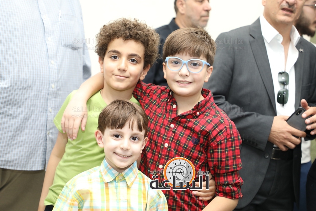 Madar Al-Saa Images 0.8412009497270825