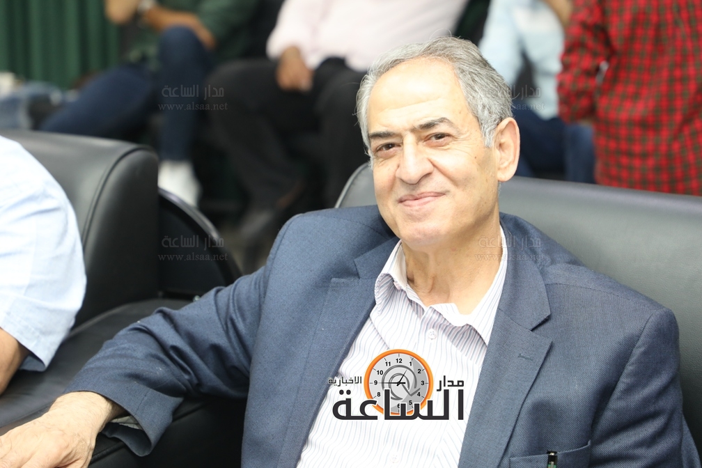 Madar Al-Saa Images 0.9640927105999817